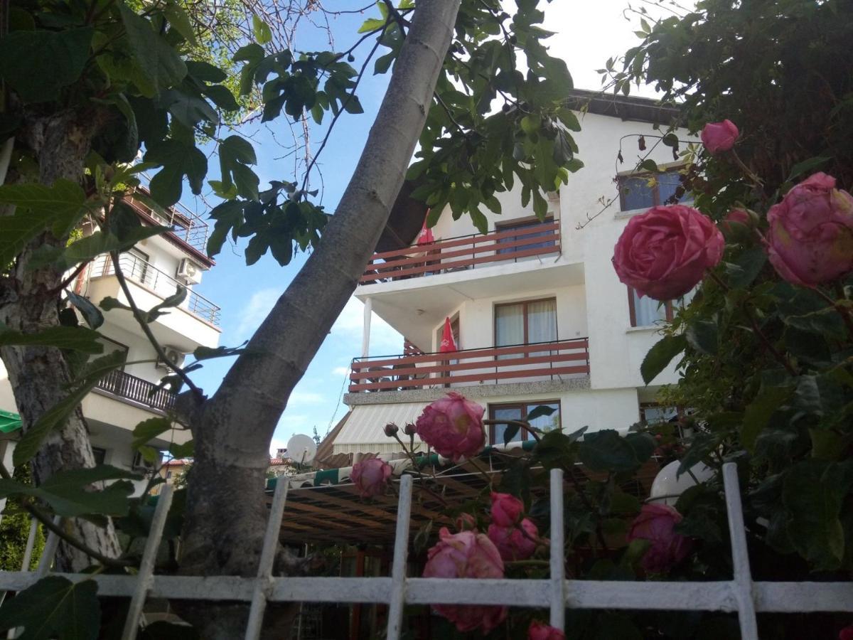 Guesthouse Oasis Kiten  Exterior foto